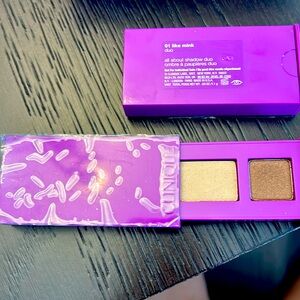 Clinique like mink eyeshadow duo
